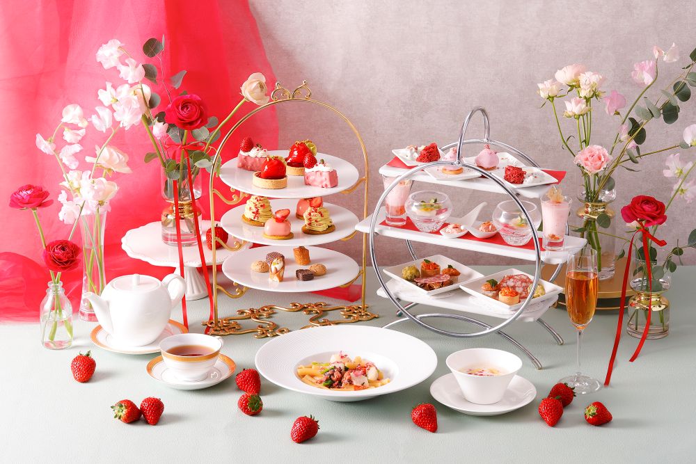 「ジリオン」にて販売される「完熟いちごとピスタチオのアフタヌーンティー」イメージ