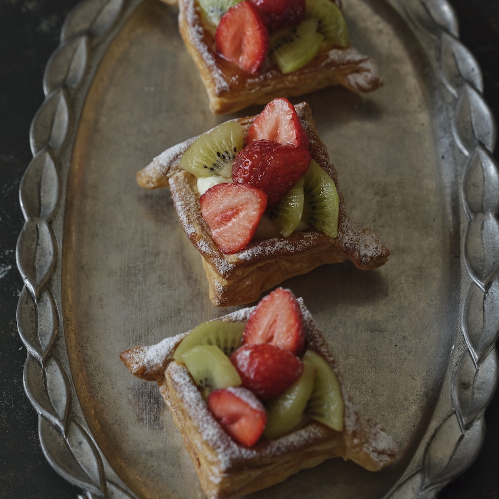「冷凍パイシートで作るお菓子とおつまみ」イメージ