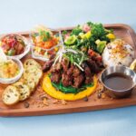 新作「ハレクラニ ラウラウプレート~ポケ トリオと一緒に~」税込み7,500円