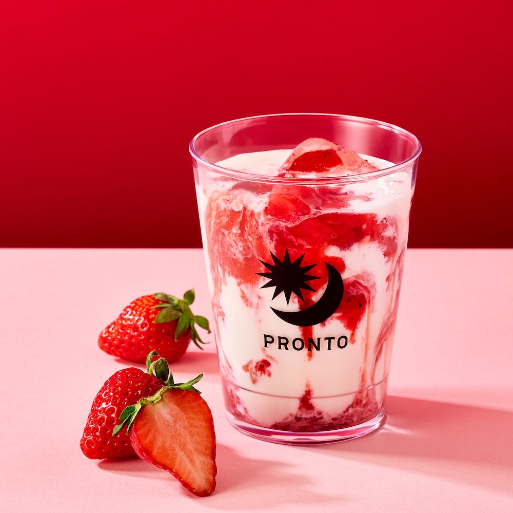 「つぶつぶいちごミルク」Rサイズ・550円〜