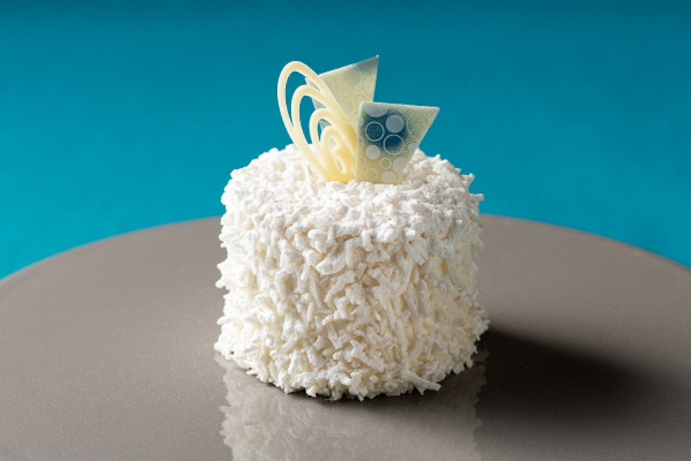 「ハレクラニ ココナッツケーキ」税込み1,404円