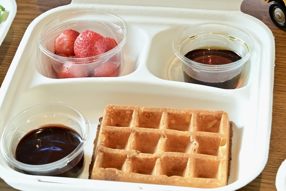 「グルテンフリーワッフル」テイクアウトイメージ