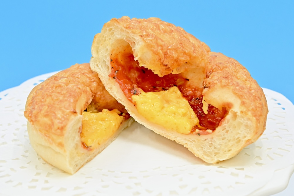 「も〜っちり食感ピザパン」税込み198円