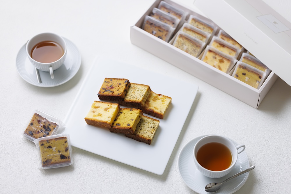 通年販売されている「フルーツケーキ 詰め合わせ」税込み2,160円〜