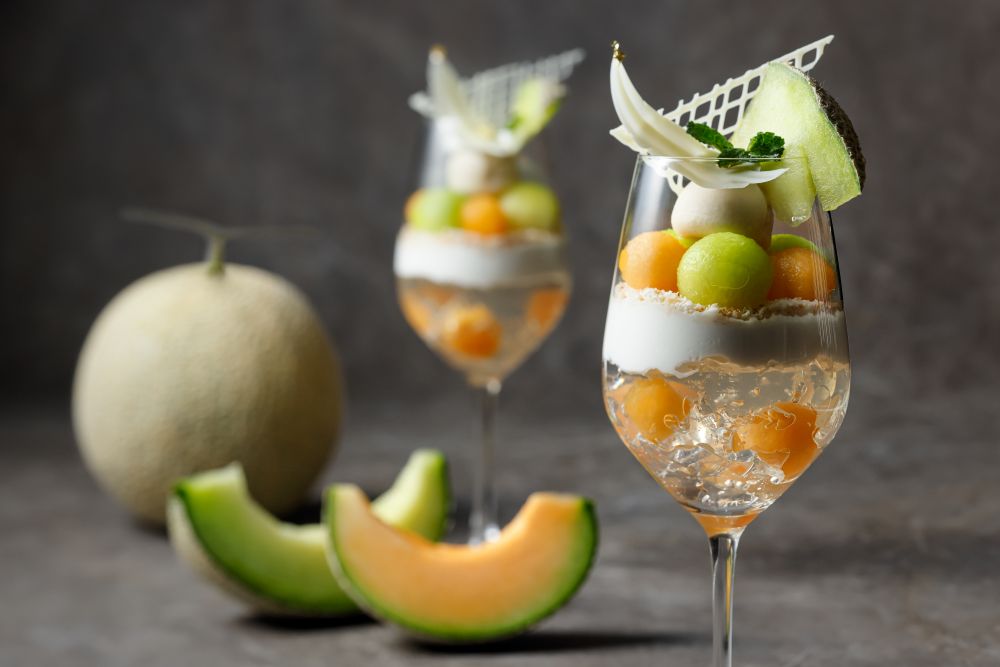 「2種メロンとジン香る 初夏の締めパフェ」イメージ