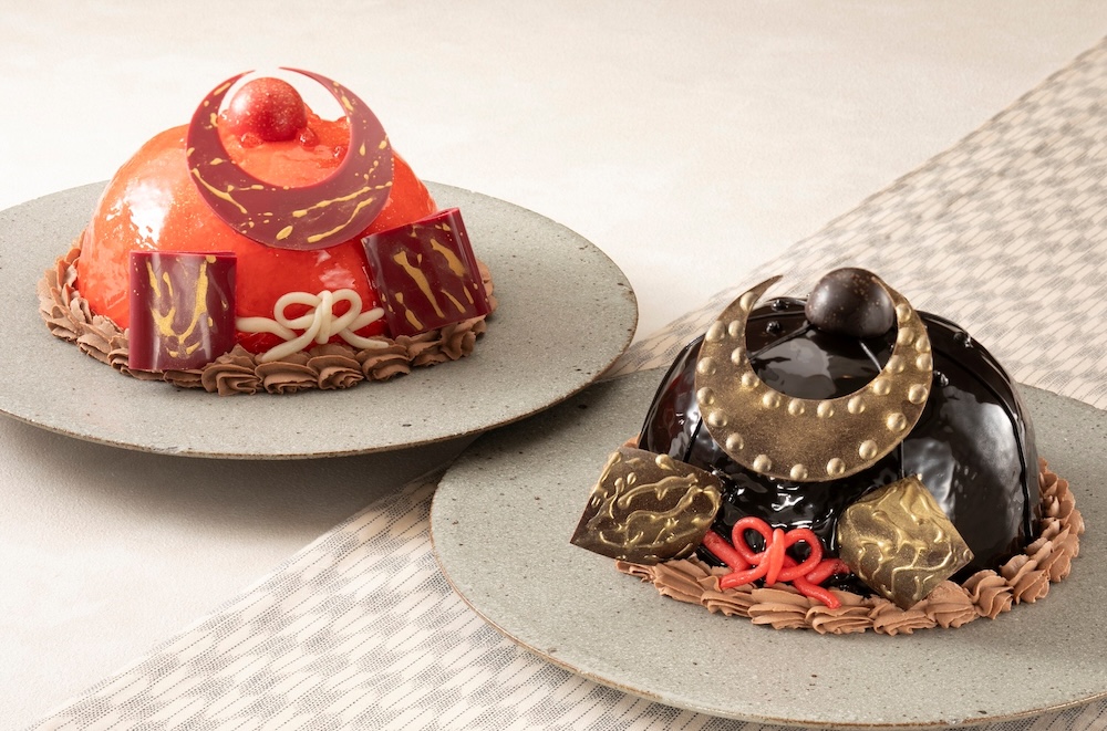 左から「赤兜ショコラ」、「黒兜ショコラ」