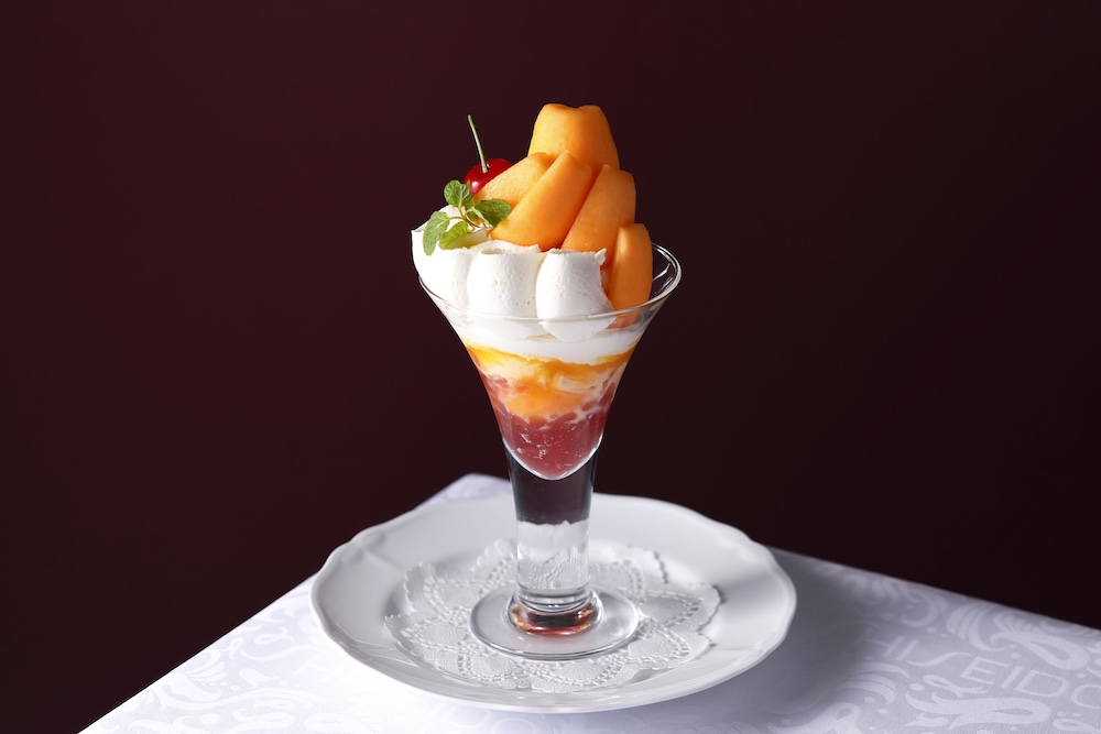 「九州産枇杷のパフェ」税込み3,400円