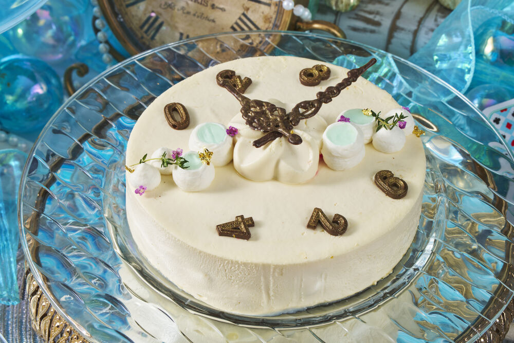 ランチ＆スイーツビュッフェ「アリスと不思議なブルーオーシャン～海底時計が刻むもうひとつの物語～」イメージ