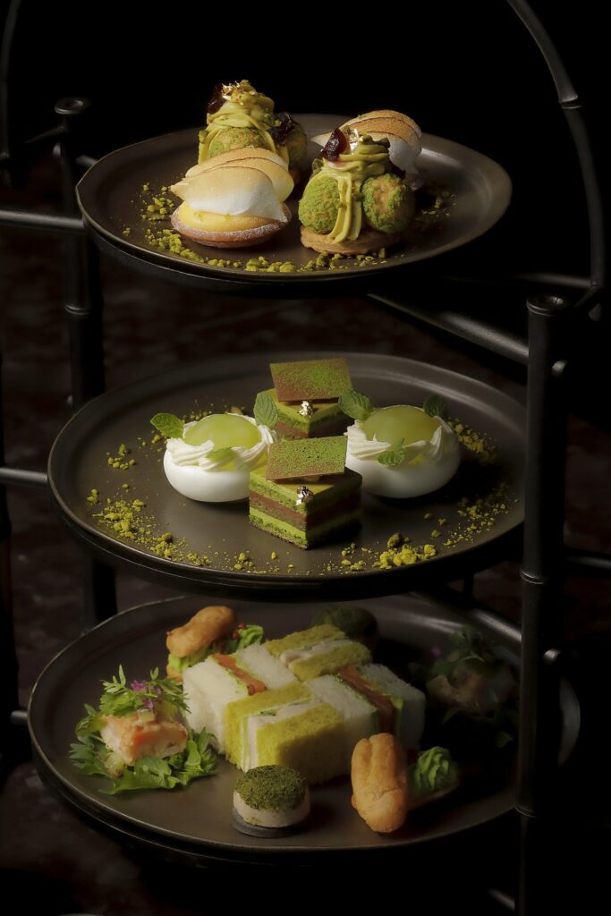 「シェイド オブ グリーン アフタヌーンティー」価格は税込み13,000円（サービス料含む）