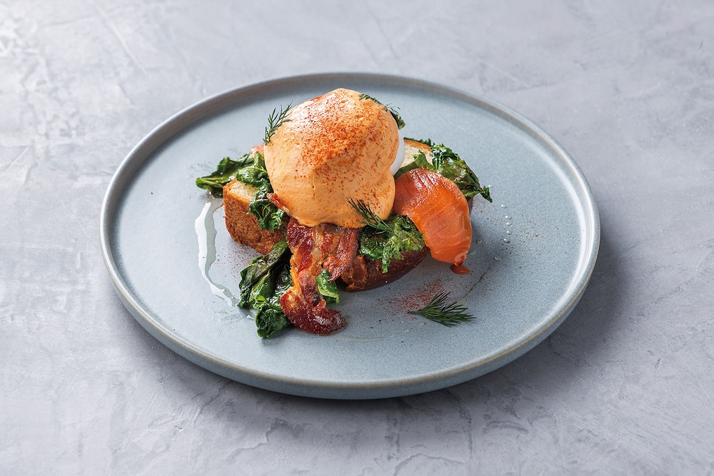 「エッグベネティクトベーコン&スモークサーモン」イメージ