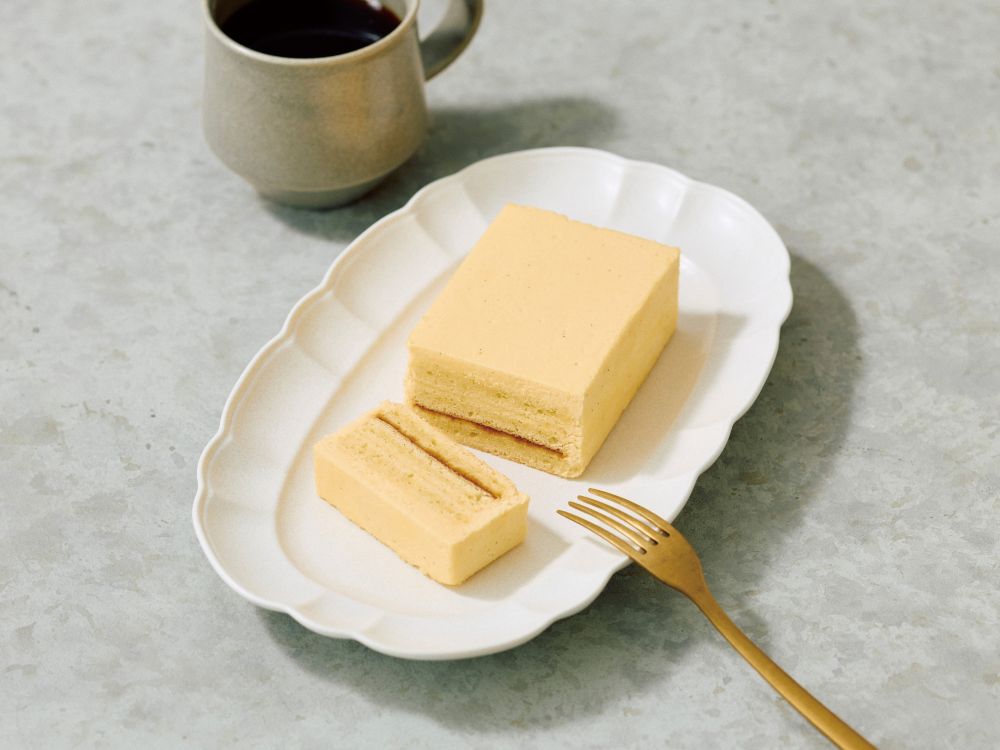 フェルム ラ・テール 美瑛にて販売される「北海道バターケーキ」税込み1,620円