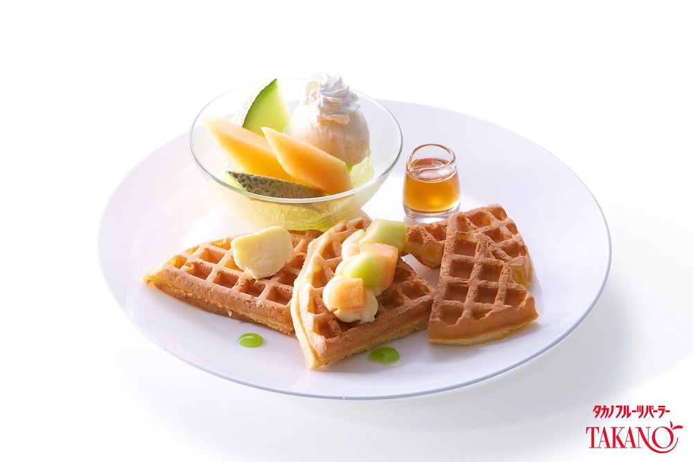 「マスクメロンと赤肉メロンのワッフル」税込み2,090円