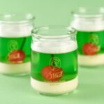 5月1日〜8月31日に販売される「クリームソーダゼリー」イートイン1個・880円、テイクアウト1個・864円