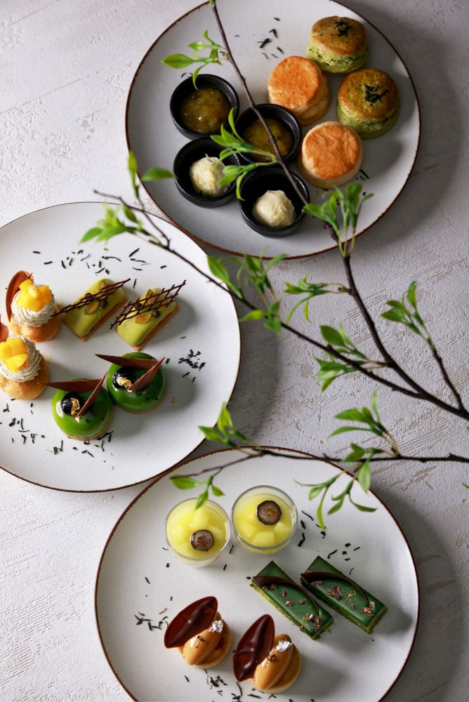 「八女茶＆ハーブ アフタヌーンティー」税込み6,000円（別途サービス料）