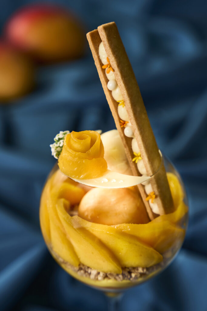 「完熟マンゴーパフェ」イメージ