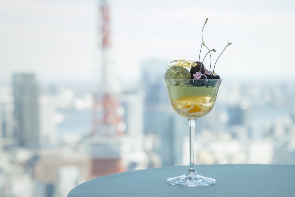 「抹茶と初夏のチェリーパフェ」税込み2,200円