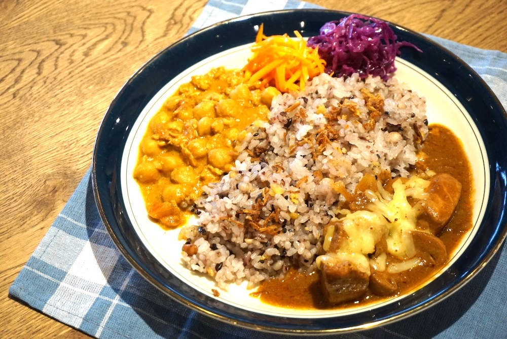 「丘の上のカレー」税込み1,350円