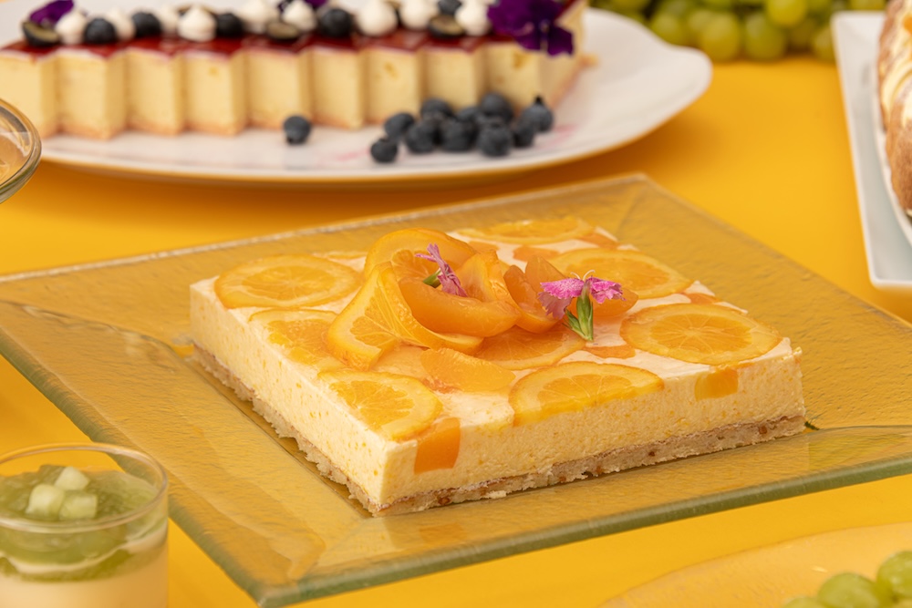 「フルーティースイーツ＆ランチディナービュッフェ」イメージ