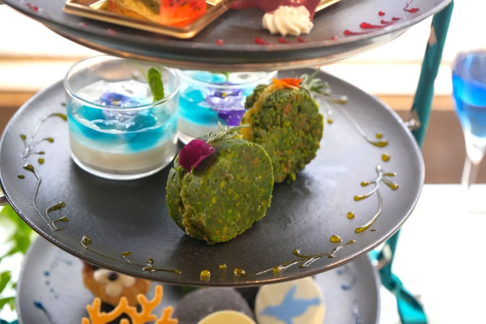 「ポートピアホテル×アトア コラボレーションアフタヌーンティーセット」イメージ