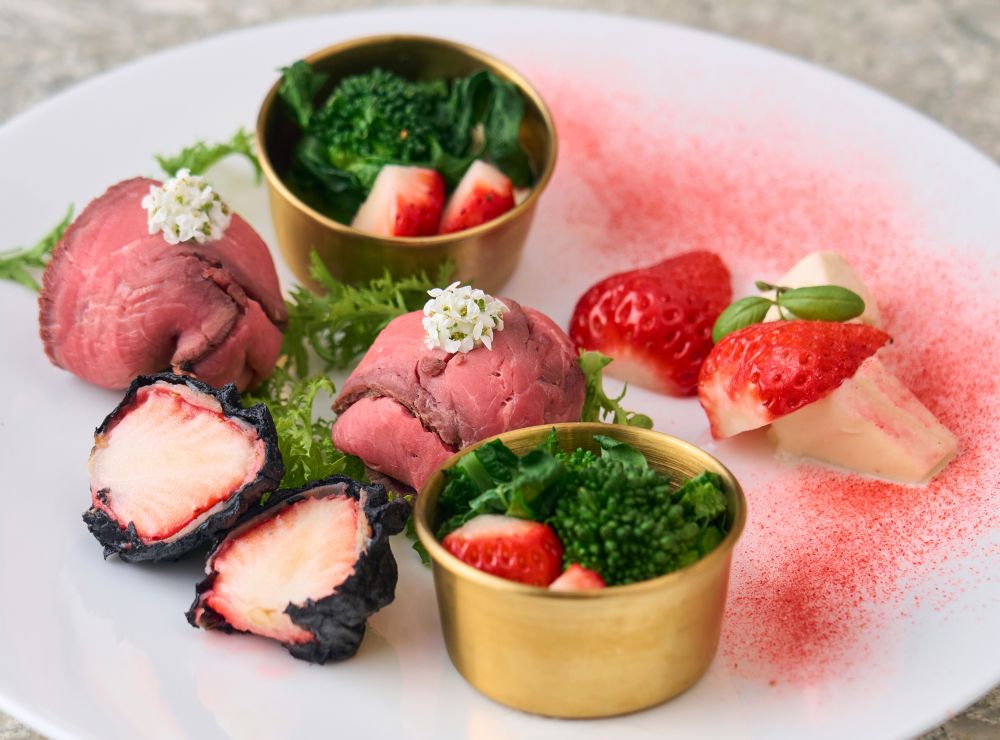 「国産いちごのアフタヌーンティー」イメージ