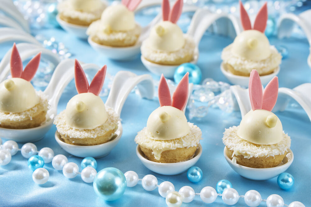 ランチ＆スイーツビュッフェ「アリスと不思議なブルーオーシャン～海底時計が刻むもうひとつの物語～」イメージ