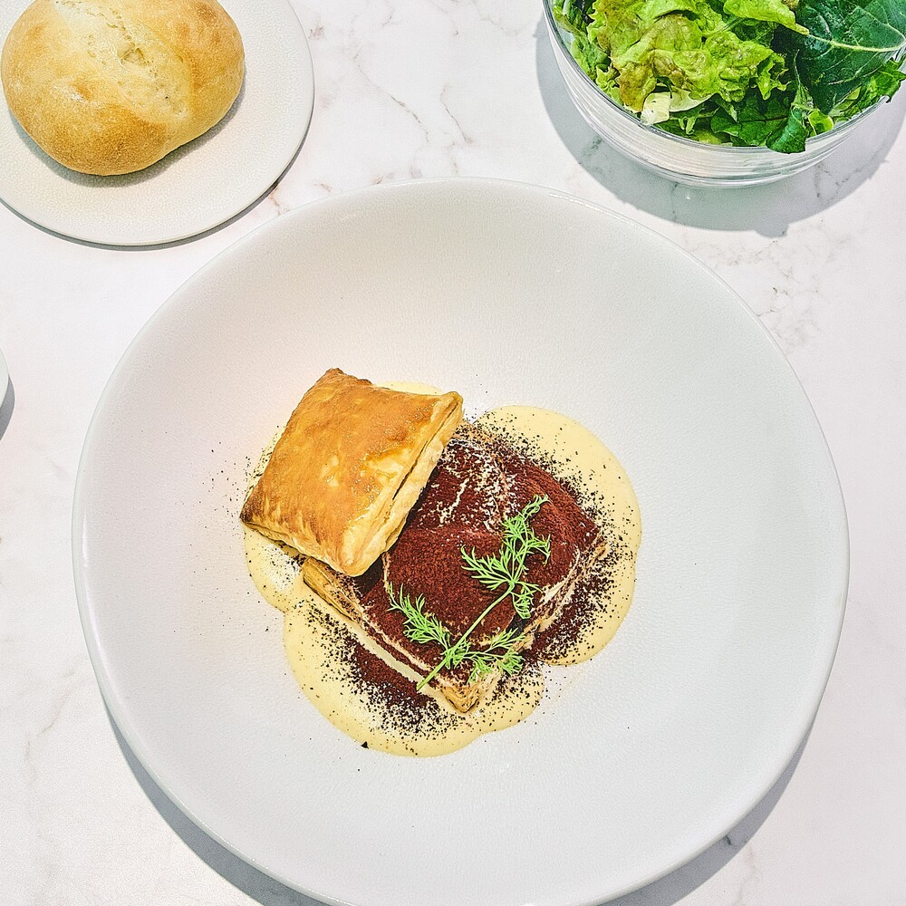 「ホタテのヴォル・オ・ヴァン」価格は税込み3,080円