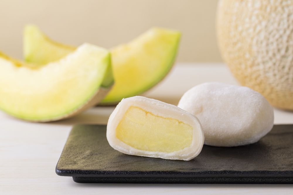 先着100名限定でプレゼントされる「高級静岡クラウンメロン大福」イメージ