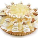 船橋東武店の「愛媛県 宇和島市 YAMAUCHI FARM産『宇和ゴールド』とホワイトチョコクランチのケーキ」ピース・税込み1,100円