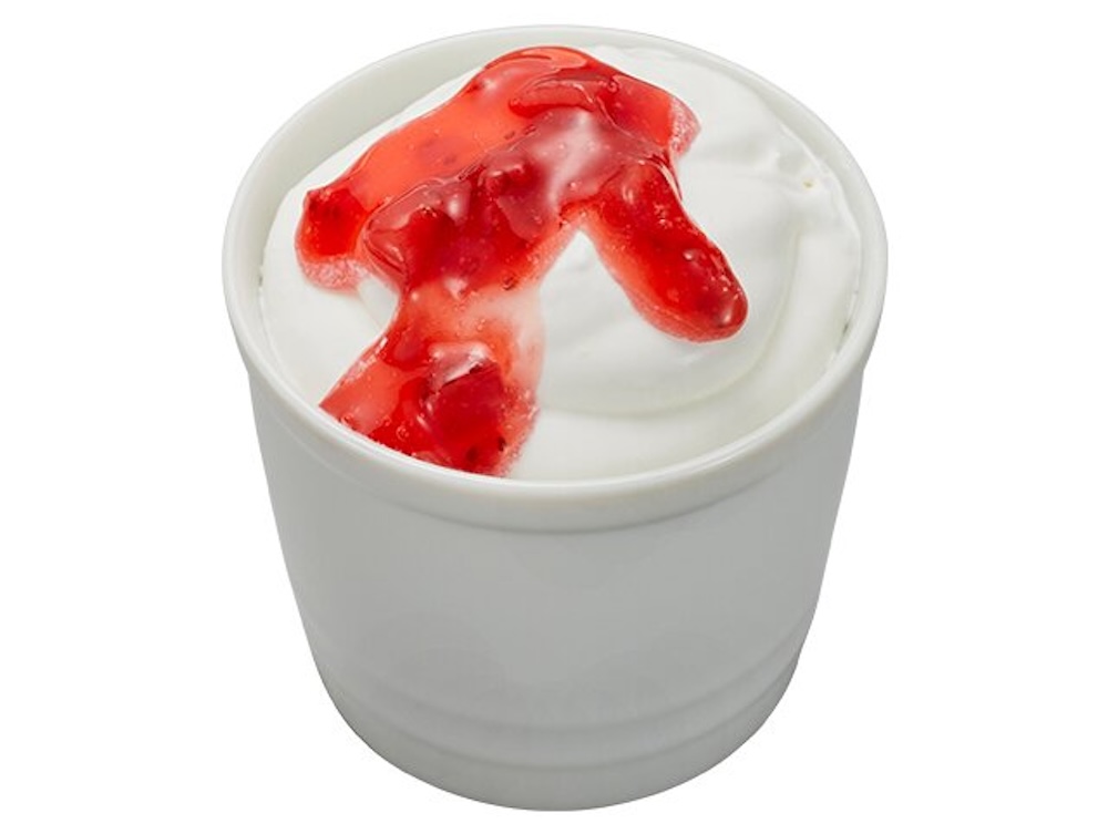 「とろける練乳クリームのせ杏仁豆腐」税込み390円〜