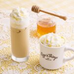 「ハニーミルクラテ」イートイン・税込み858円