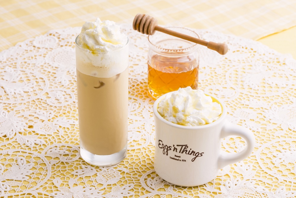 「ハニーミルクラテ」イートイン・税込み858円