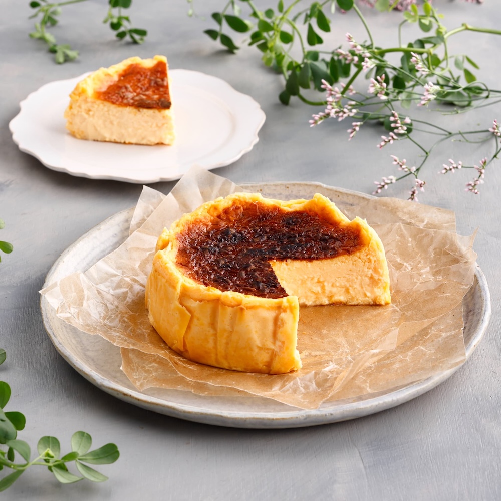 「バスクチーズケーキ」税込み2,480円