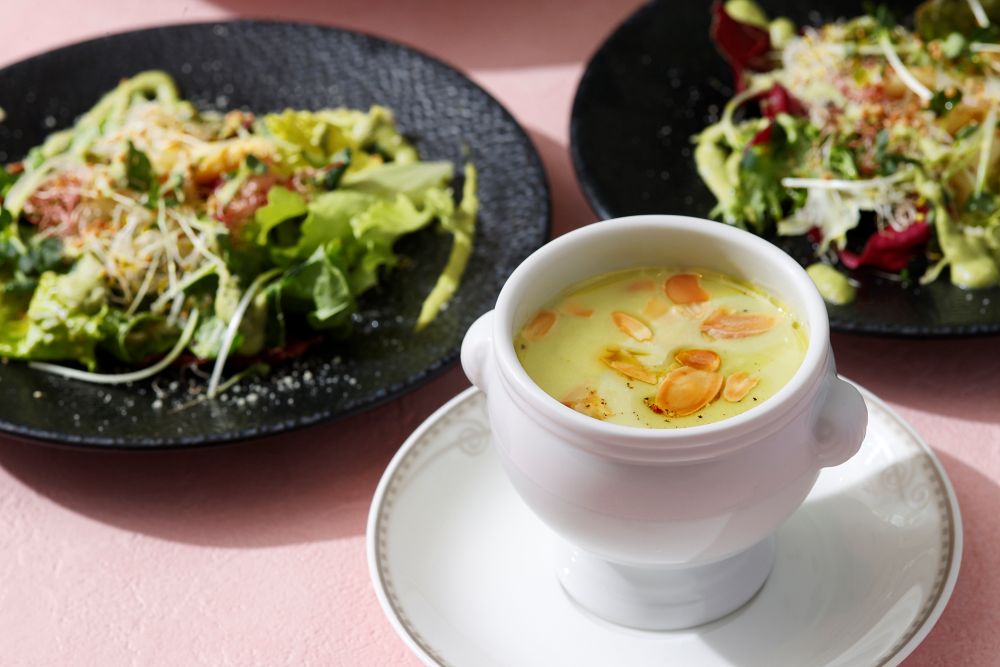 「Matcha Pistachio Green Luxe Afternoon Tea」イメージ