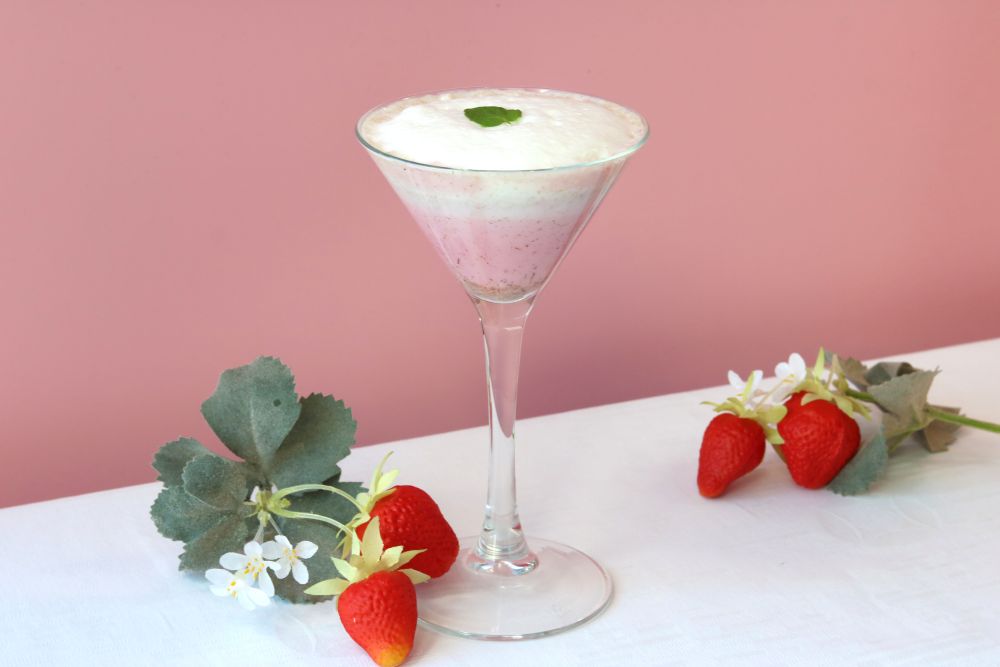 「ショッピングチケット付き 季節の苺アフタヌーンティーセット」イメージ