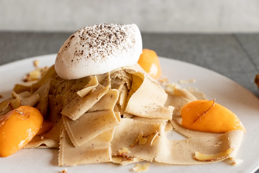 「和栗と季節の果物タルト～枇杷～」税込み2,530円