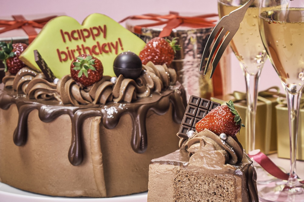 「アニバーサリーシフォンケーキ 〜ダブルチョコレート〜」イメージ