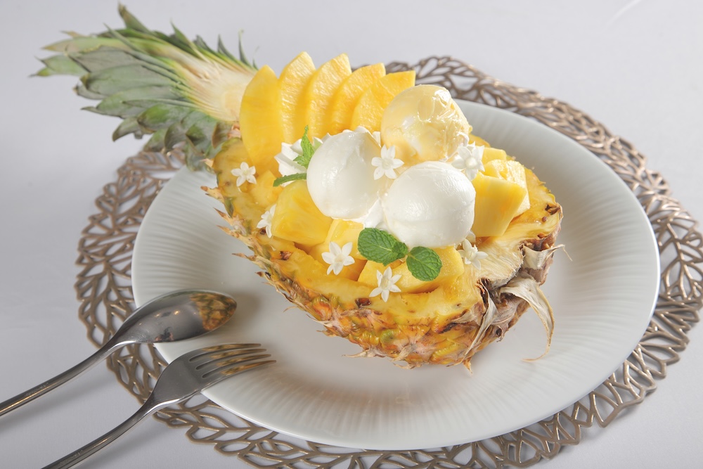 「パイナップルパルフェ」税込み2,500円