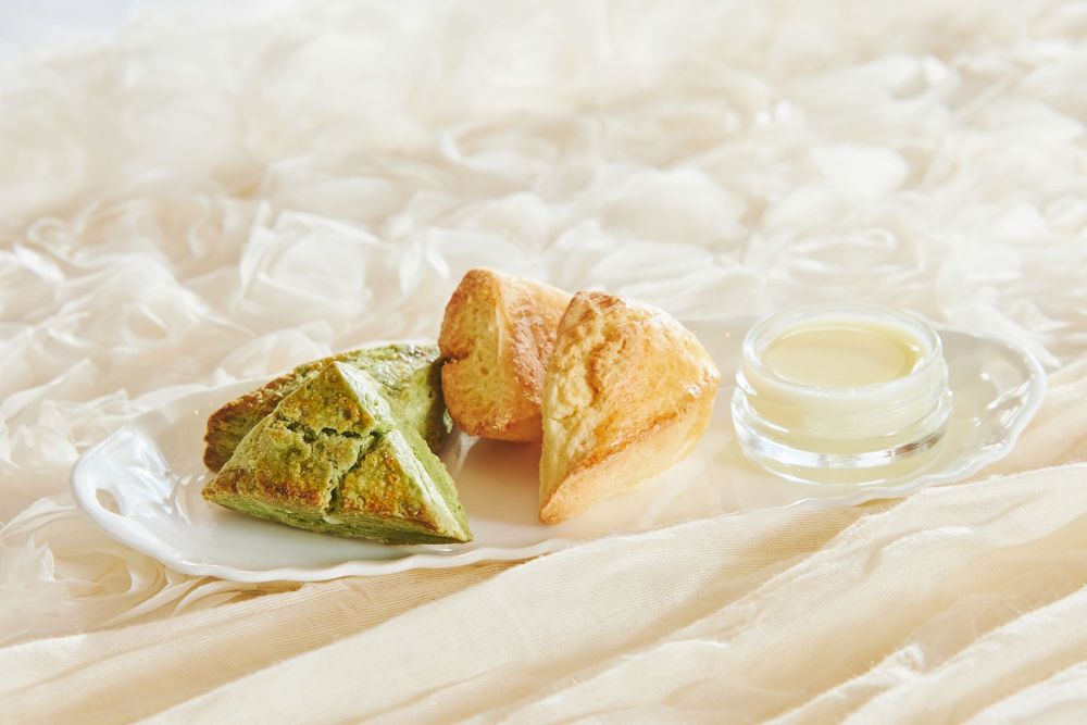 「抹茶と桜のアフタヌーンティ with 祇園辻利」イメージ