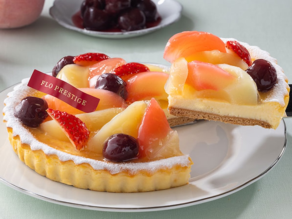 「桃とダークチェリーのタルト～チーズ～」イメージ