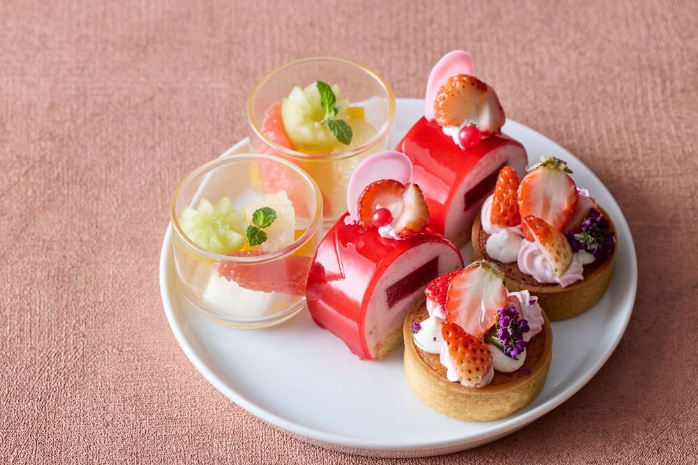 「STRINGS イブニングハイティー」イメージ