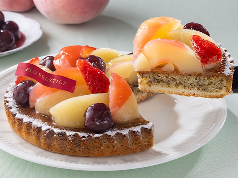 「桃とダークチェリーのタルト～紅茶ダマンド～」イメージ