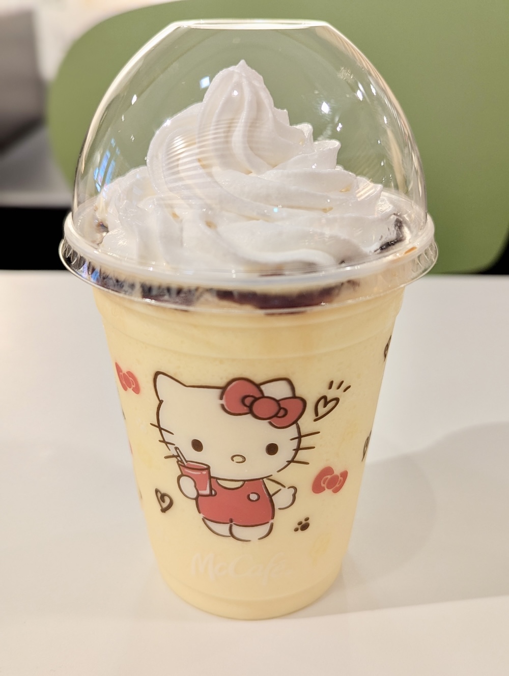 「ポムポムプリンのクリーミープリンフラッペ」税込み490円