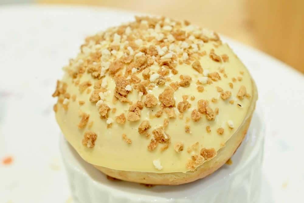 「ニューヨーク チーズケーキ」テイクアウト・税込み378円、イートイン・税込み385円