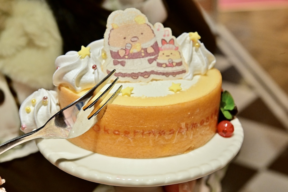 「とんかつ＆えびふらいのしっぽのあげあげ　ステージケーキ」イメージ