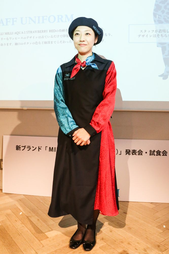 「ミリ ミリ」店頭制服のイメージ