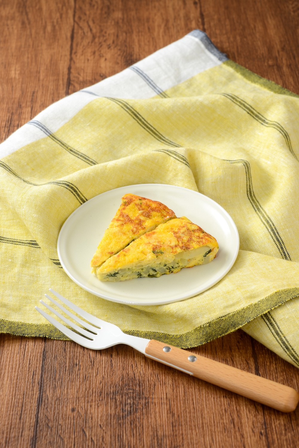 6月9日より発売される「スペイン風オムレツ」税込み270円