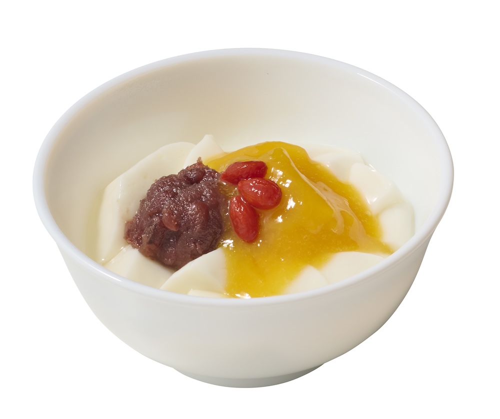 「トウファ風 マンゴー杏仁豆腐」税込み390円