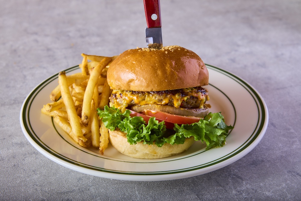 「BEEFバーガー」税込み1,430円