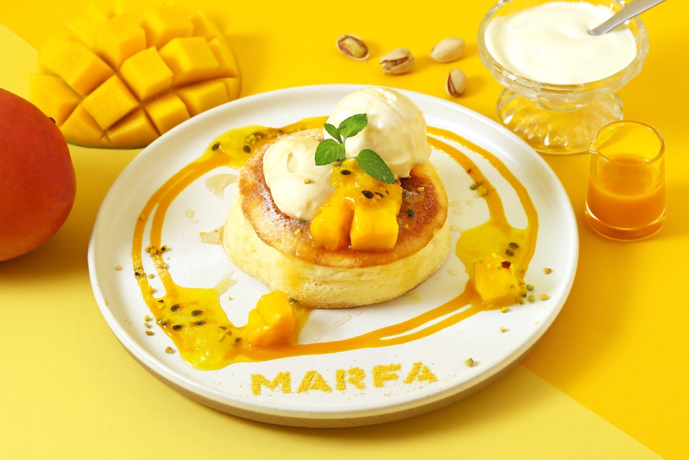 「トロピカルマンゴーとパッションフルーツのパンケーキ」イメージ