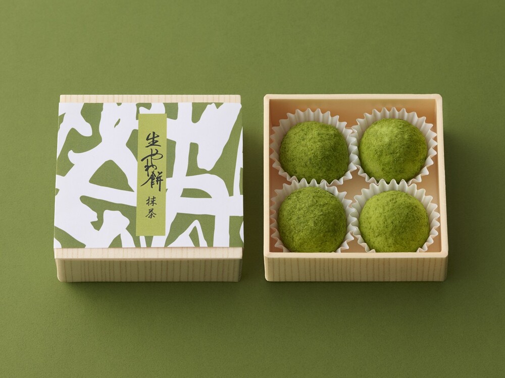 「生やわ餅 抹茶」4個入り・税込み1,080円